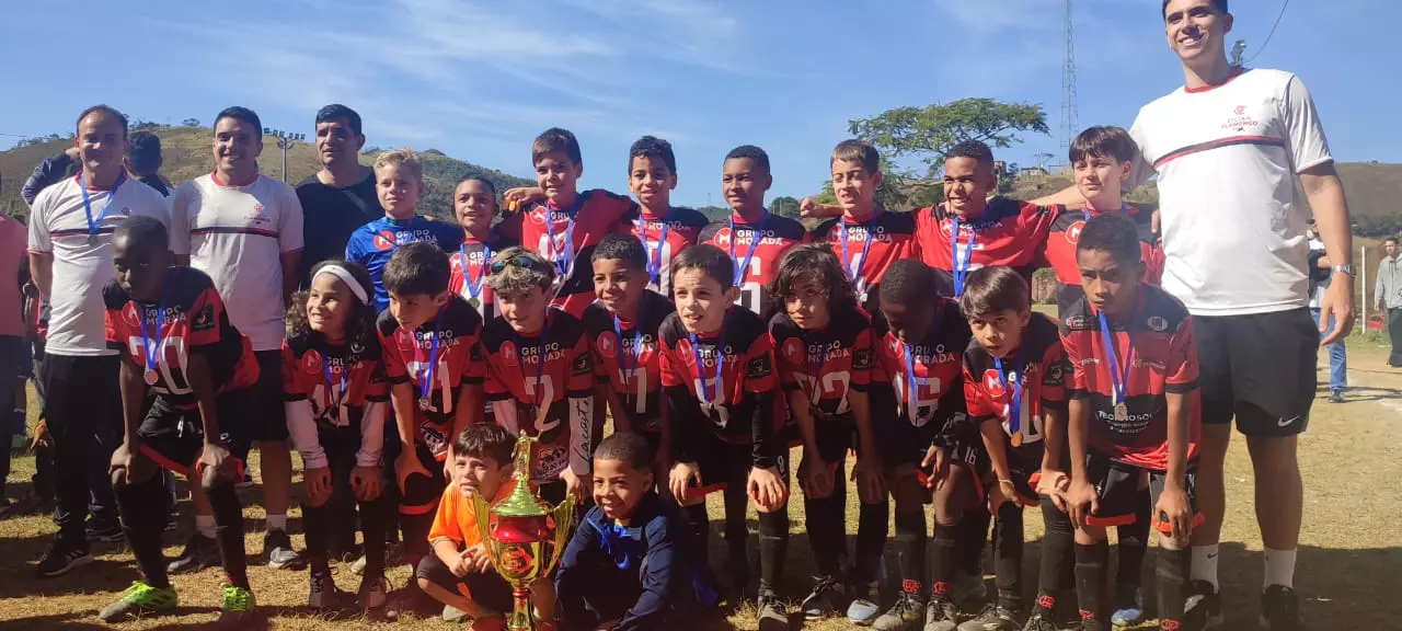 Escolinha do Flamengo de Juiz de Fora é campeã da 4ª Copa Cica de Futebol no Sub-11 e Sub-13